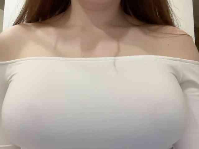 GoddessBratRosa webcam