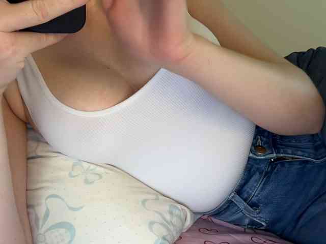 GoddessBratRosa webcam