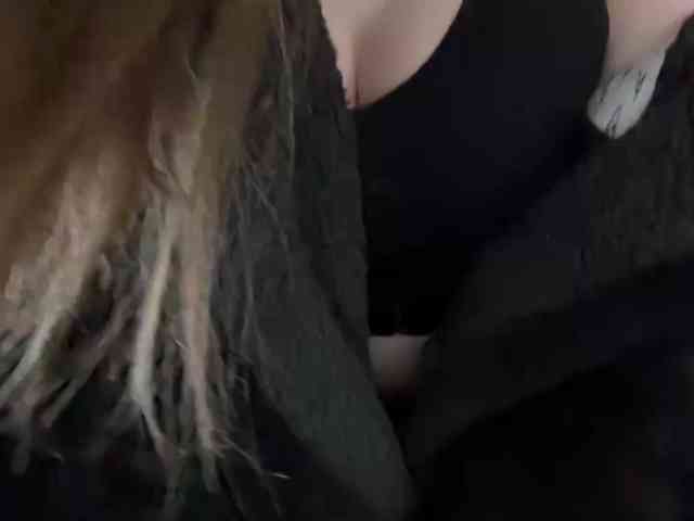 GoddessBratRosa webcam
