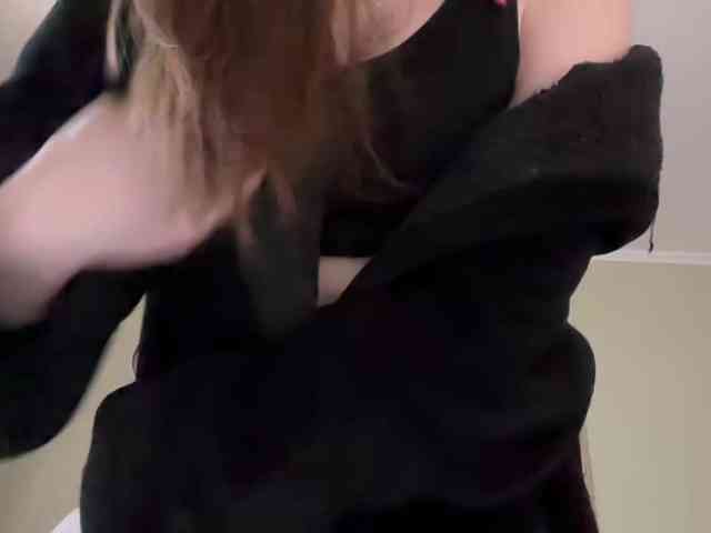 GoddessBratRosa webcam