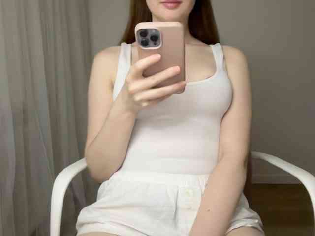 GoddessBratRosa webcam