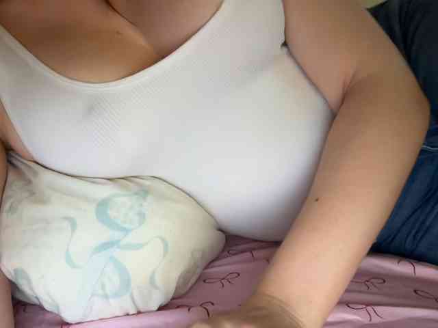 GoddessBratRosa webcam