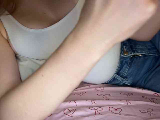 GoddessBratRosa webcam