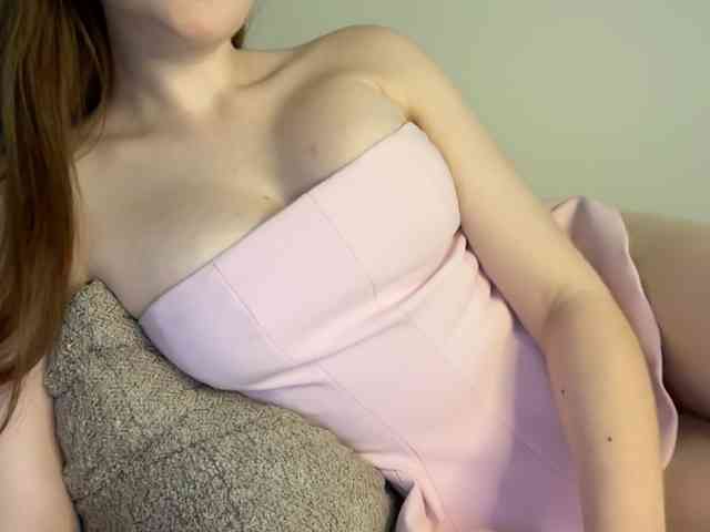 GoddessBratRosa webcam