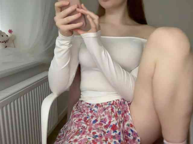 GoddessBratRosa webcam