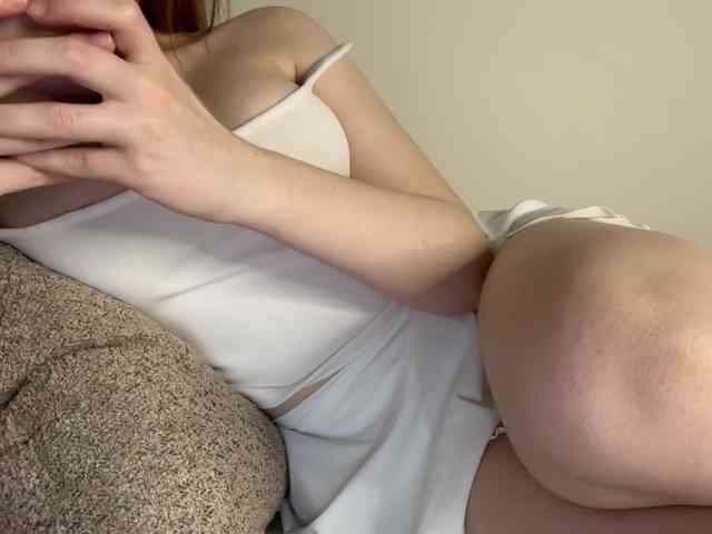 GoddessBratRosa webcam