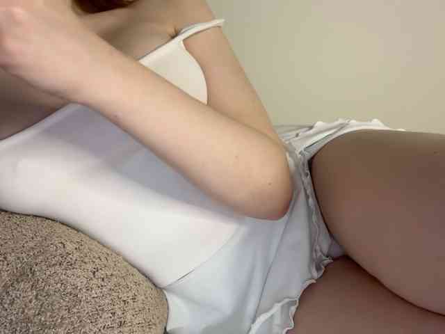 GoddessBratRosa webcam