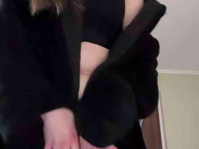 GoddessBratRosa webcam