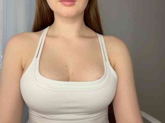 GoddessBratRosa webcam