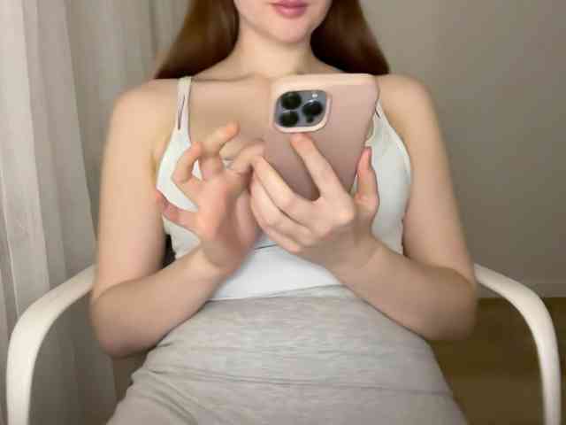 GoddessBratRosa webcam