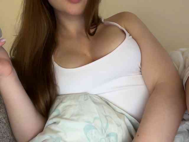 GoddessBratRosa webcam