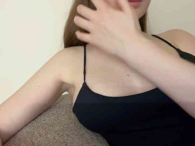 GoddessBratRosa webcam