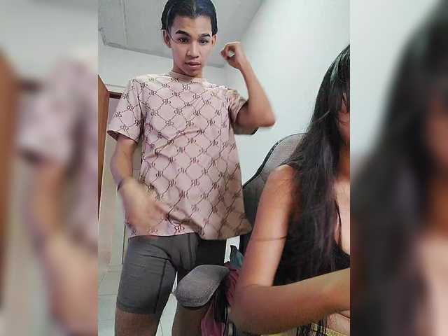 ROOMEXOTIC11 live cam on BongaCams