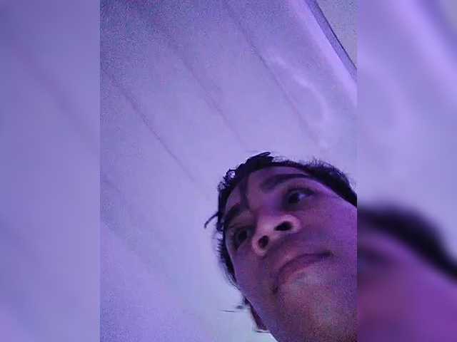 ROOMEXOTIC11 live cam on BongaCams