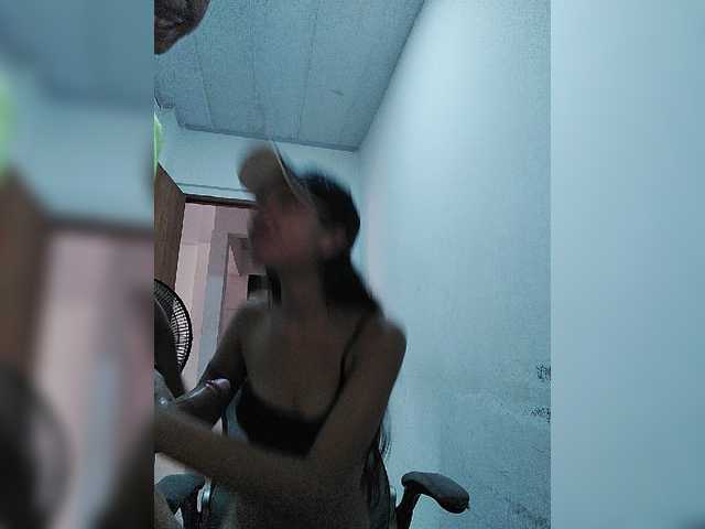 ROOMEXOTIC11 live cam on BongaCams