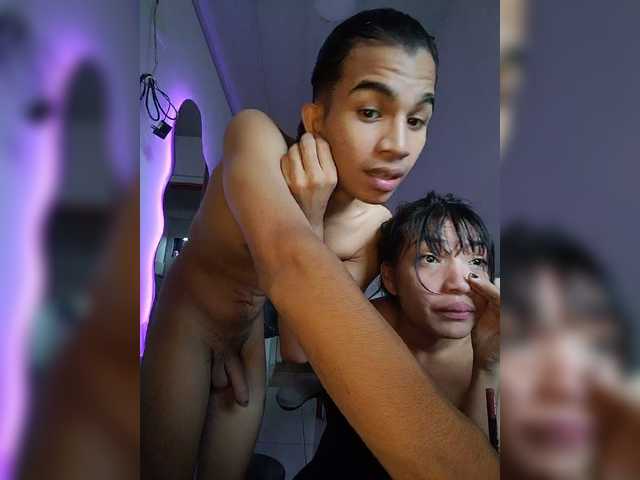 ROOMEXOTIC11 live cam on BongaCams