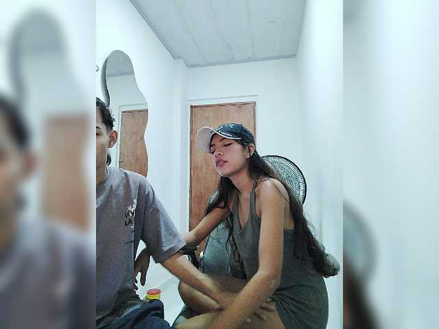 ROOMEXOTIC11 live webcam show