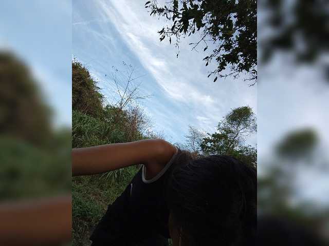 ROOMEXOTIC11's BongaCams show and profile