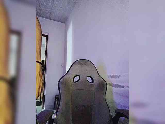 ROOMEXOTIC11 webcam