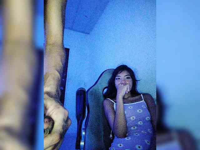 ROOMEXOTIC11 webcam