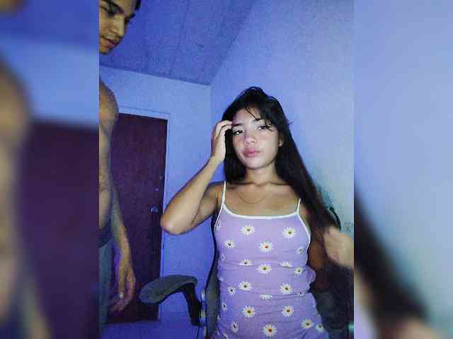 ROOMEXOTIC11 webcam