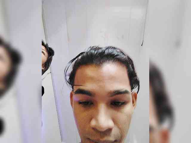 ROOMEXOTIC11 webcam