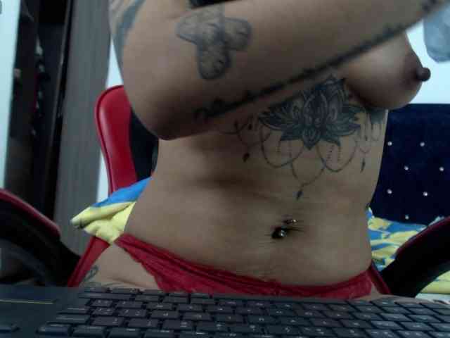 Mimibustamante33 webcam