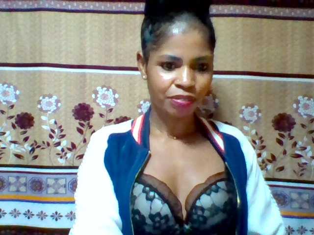 Hanta11 live cam on BongaCams