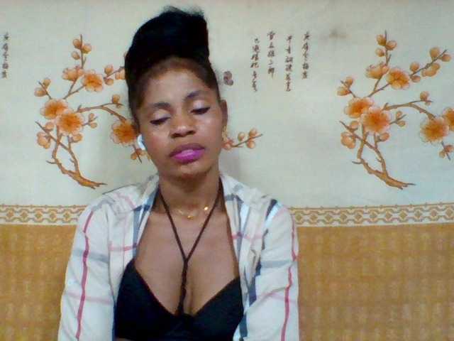 Hanta11 live webcam show