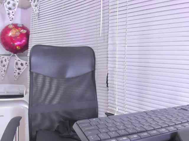 IVYMILLEER Sex Cam Show