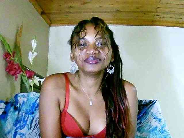 NadiaLoverwy bongacams