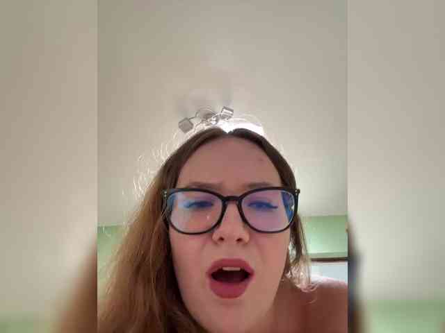 MiaSinn webcam