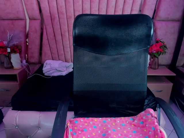 ViolettaRousse live cam on BongaCams
