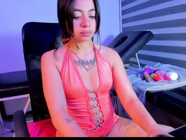 ViolettaRousse live cam on BongaCams