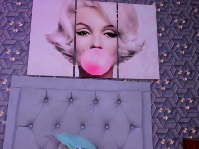 Emily-Rivera78's BongaCams show and profile