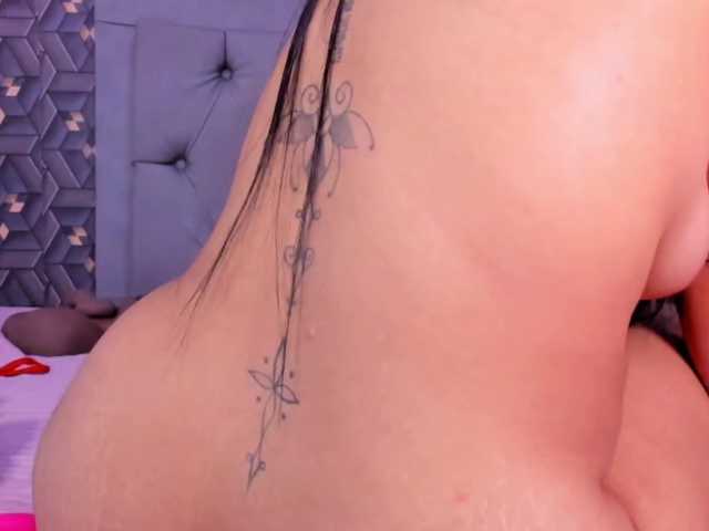 Emily-Rivera78's BongaCams show and profile