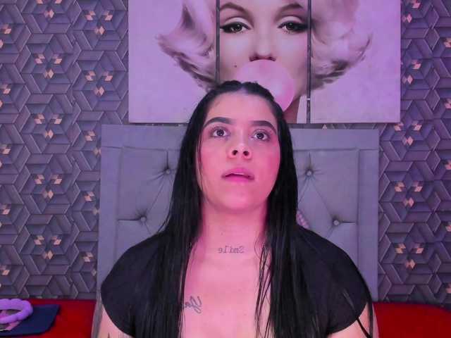 Emily-Rivera78 live cam on BongaCams