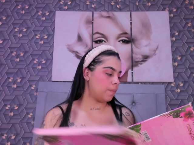 Emily-Rivera78's BongaCams show and profile