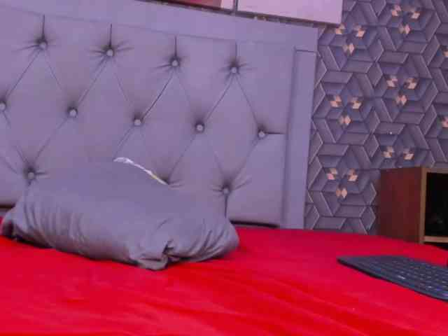 Emily-Rivera78 Live Webcam on BongaCams