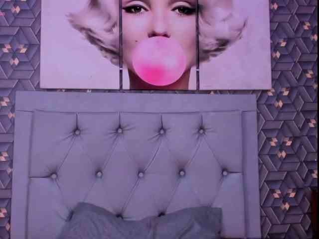 Emily-Rivera78 webcam