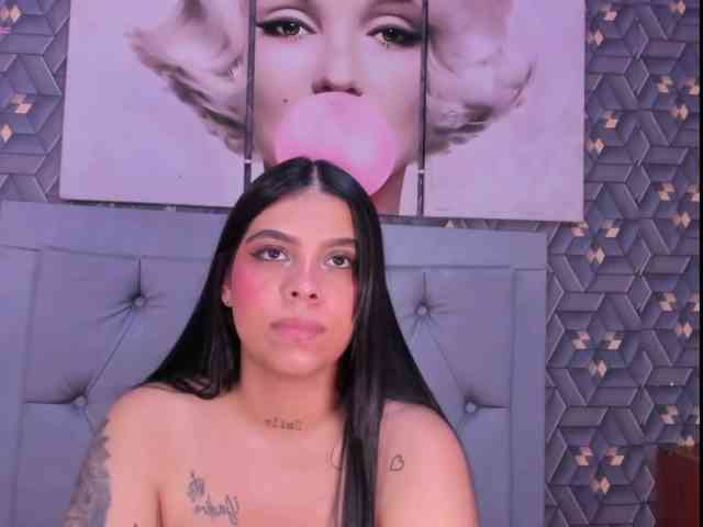 Emily-Rivera78 webcam