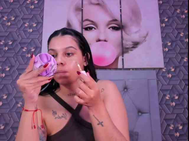 Emily-Rivera78 webcam