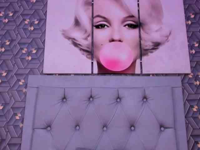 Emily-Rivera78 webcam