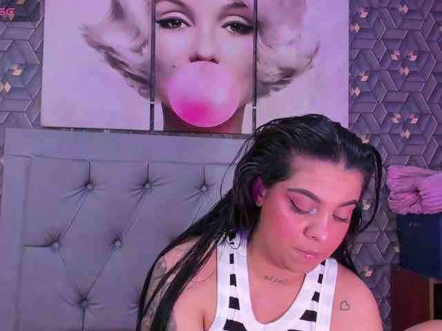 Emily-Rivera78 webcam