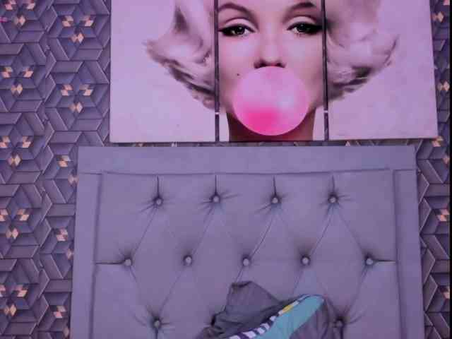 Emily-Rivera78 webcam