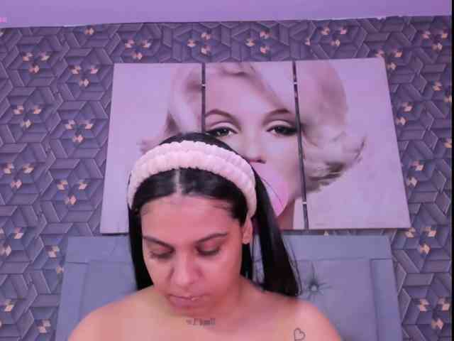 Emily-Rivera78 webcam