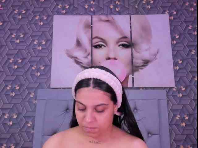 Emily-Rivera78 webcam