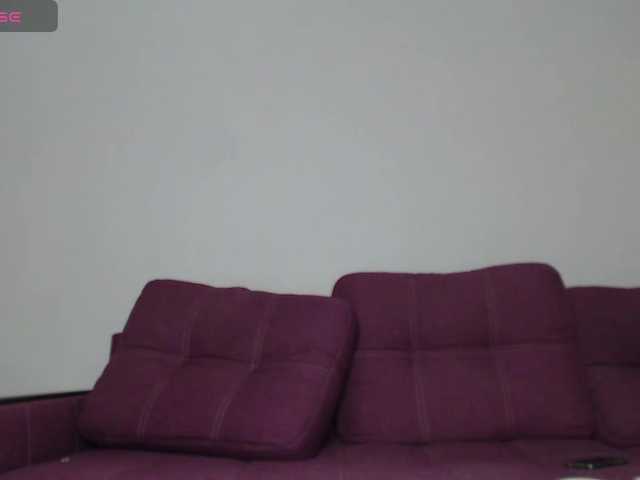 Iloniyaa's BongaCams show and profile