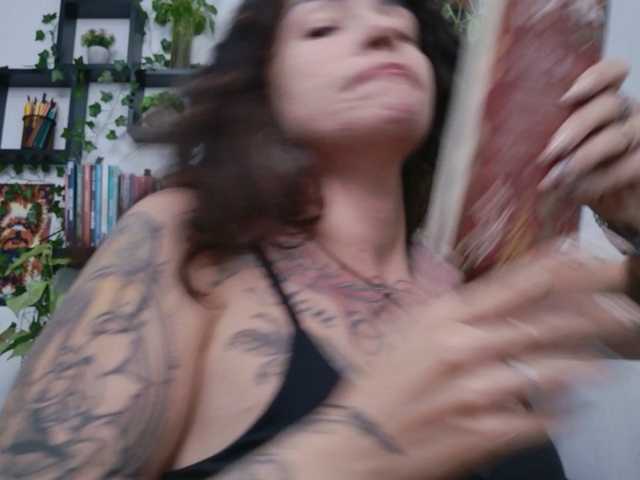 talimajesty live cam preview