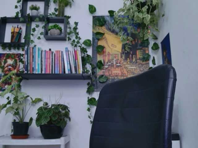 talimajesty live cam on BongaCams